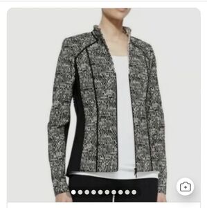 Lafayette 148 New York Amia Cream and Black Blazer Size 8